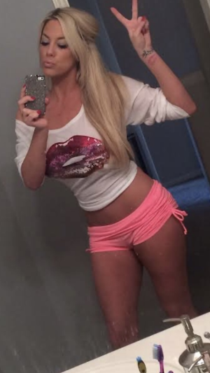 Kylie218_'s avatar