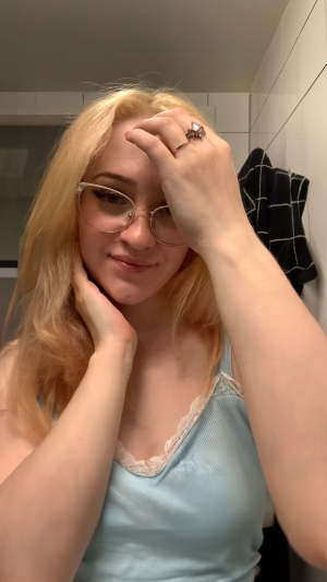 Sarah567's avatar
