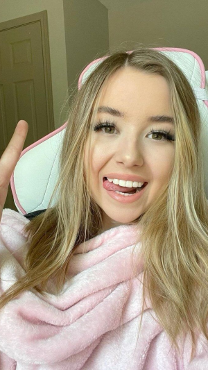 Nadiya_521's avatar