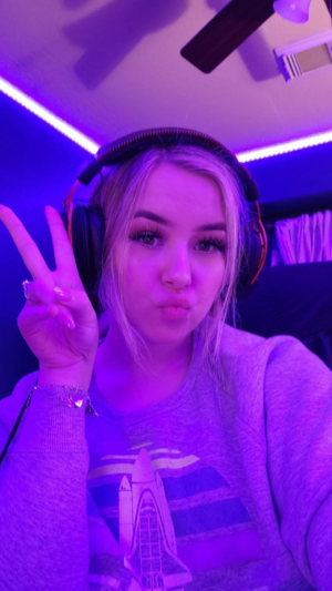 Lamiya4's avatar