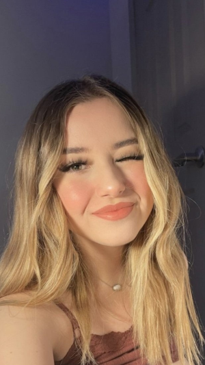 Emma489's avatar