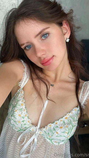Lisa__012's avatar