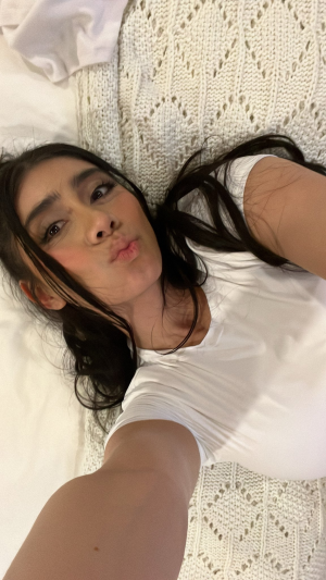 Violet Myers's avatar