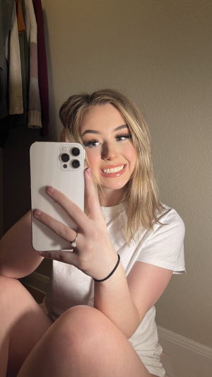 Victoria10's avatar