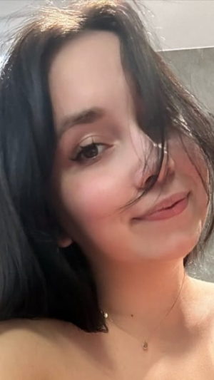 Emma-48055's avatar