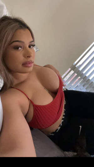 Arlena_7's avatar